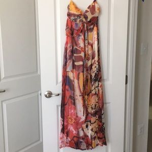 NEVER WORN Beautiful Dress